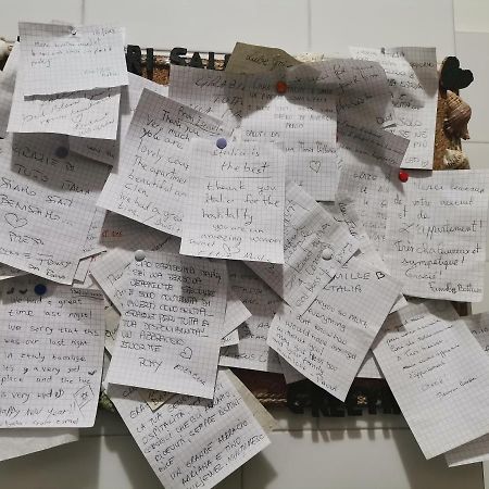 شقة A Casa Di Italia نابولي المظهر الخارجي الصورة